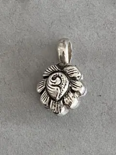 シルバー　ペンダントトップ