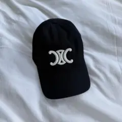 刺繍ロゴ 黒 キャップ