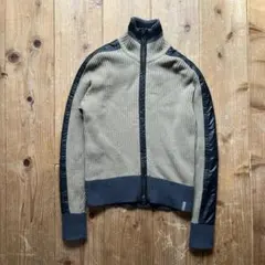 Item thumbnail for item e7d7cc8f-f2a4-45af-9073-545f54f3df3a