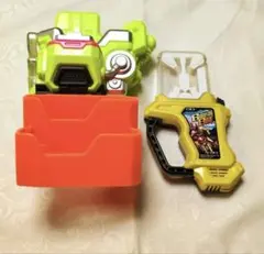 仮面ライダーエグゼイド DXキメワザスロットホルダー＆爆走バイクガシャット