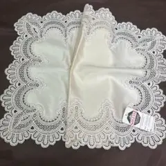 豪華な光沢のあるテーブルセンター★新品