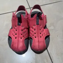 NIKE サンダル　ピンク