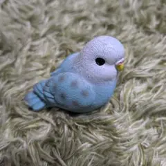 インコの小さな置物