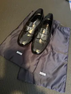 PRADA 黒 ローファー 36.5 試着のみ