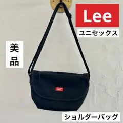 Lee ブラック ショルダーバッグ　黒　赤タグ　メンズ鞄　レディース　旅行バッグ