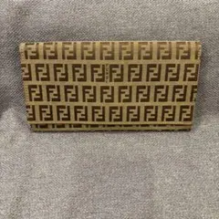 お値下げ中！超美品　Fendi FFロゴ長財布　長期自宅保管のサムネイル