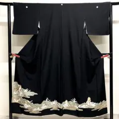 黒留袖　金駒刺繍　金彩　岩　荒波　身丈150　裄62　正絹　着物　025tz 2026年最新】黒留袖 金駒刺繍 金彩の人気アイテム - メルカリ