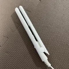 ミニ　ストレートヘアアイロン コード式