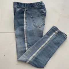 Item thumbnail for item 04047de3-71d4-47c1-932e-9b17e622ebc3