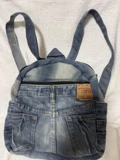 Item thumbnail for item d9c802d0-2603-41e5-8e0e-4d69fedb056a