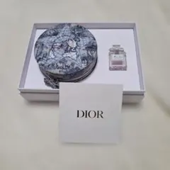 Dior 地図柄ポーチと香水セット