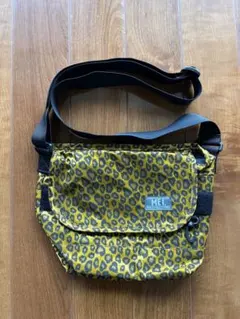 Item thumbnail for item e9e635b7-1710-4e2c-8409-ac2c38da78ee