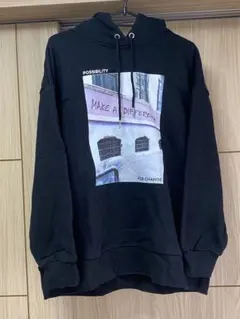 Item thumbnail for item 6995e8d2-8062-4a68-aa6e-81b7b2c1d907