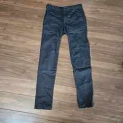 ブラック スリムフィット チノパン