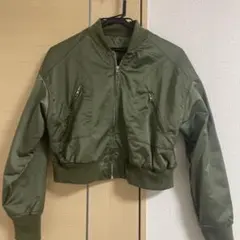 ショート丈 ブルゾン カーキ