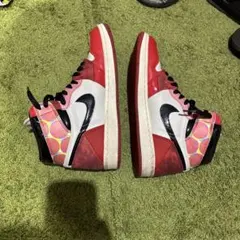Nike スニーカー レッドスパイダーマン