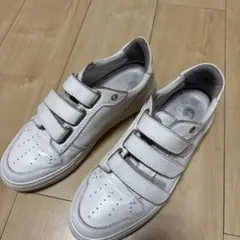 Item thumbnail for item ef1792c5-3eb9-4621-b41b-72f9f8af4815