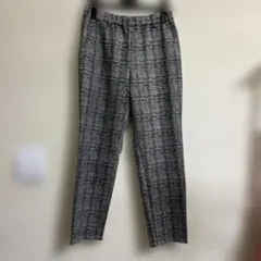 レディースパンツ グレーと白のパターン コムサマチュア