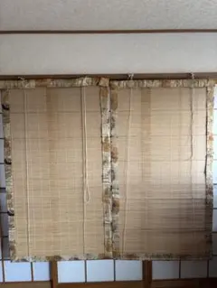 오자시키 스다레, 일본식 방 2개, 옛 민가, 고자시키, 커튼걸이, 쇠장식, 벽걸이