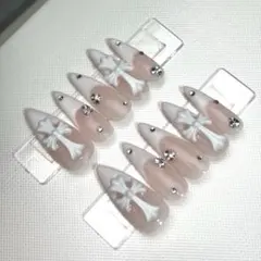 クロムネイル　シズニルック　十字架　y2k フレンチネイル