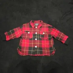 赤と黒のチェック柄シャツ