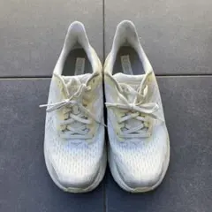 hoka スニーカー