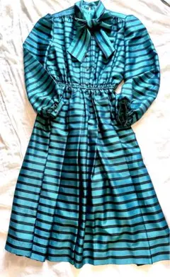 昭和レトロ　ヴィンテージ　ボウタイワンピース　vintage ワンピース　古着