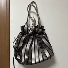 Item thumbnail for item 8e06680e-a9da-4906-a0d9-d1d3e2312944