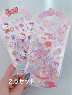 送料込み♡海外限定公式ハローキティー　クッションシール２点セット