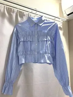 SpRay フリル付き　ストライプシャツ　ギャザー