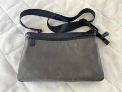 メンズショルダーバック 本革