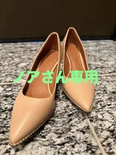 COACH ベージュ ポインテッドトゥ ハイヒール