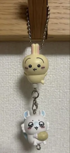 ちいかわ ガチャガチャ つまんでつなげてますこっと うさぎ モモンガ