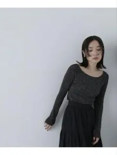 NATURAL BEAUTY BASIC ラメリブボートネックニット