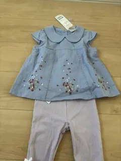 新品タグ付きpetit main 水色刺繍トップスとレギンスセット 80cm