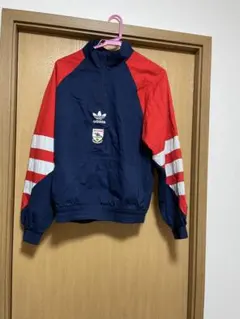 adidas ジップアップナイロンジャケット ネイビー/レッド