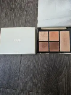 SNIDEL　フェイススタイリスト01