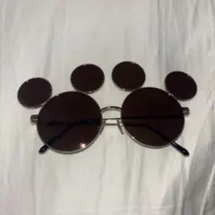 ディズニー　ミッキー型　サングラス