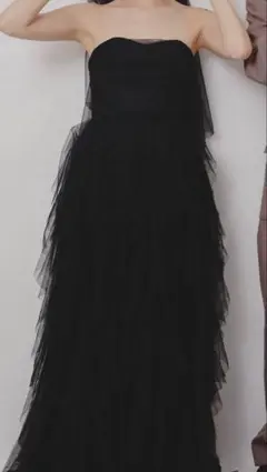 ウェディングドレス　ブラック パーティードレス　ベアトップ　ヴェール付き