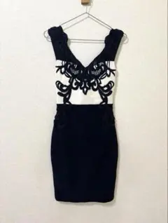LIPSYLONDON 刺繍入り タイトドレス XS