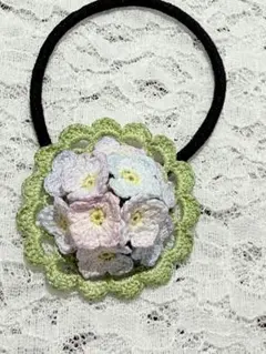 ハンドメイド　花モチーフのかぎ針編みヘアゴム　紫陽花--紫　　No 3