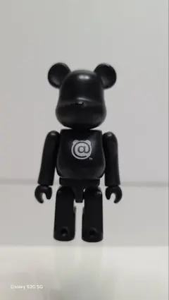 正規品　希少　ベアブリック　B@-000B