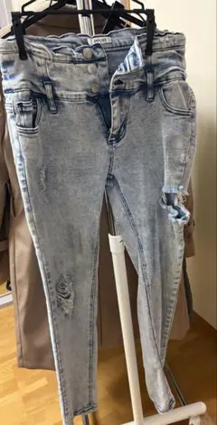 INGNI ハイウエストスキニーデニムパンツ ケミカルウォッシュのサムネイル