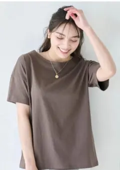 ベルメゾン 半袖Tシャツ チャコールブラウン Mのサムネイル