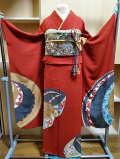 振り袖⑮、長襦袢、袋帯、小物セット 正絹 赤地 金彩 豪華 成人式 卒業 