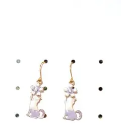 猫のピアス