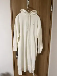 【Lacoste】 ホワイト フード付きワンピース サイズ36(M)