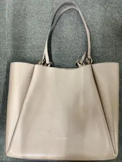 【美品】COLE HAAN グレージュ トートバッグのサムネイル
