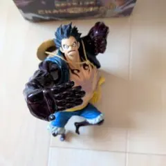 Monkey D. Luffy ギア4フィギュア。おまけ付き(スネイクマン)