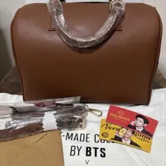 【新品】BTS テテ V MARCHBOX ボストンバッグ 抜けなし トレカ付き BTS V テテ ボストンバッグ MUTE BOSTON BAG 公式 新品未使用 抜けなし